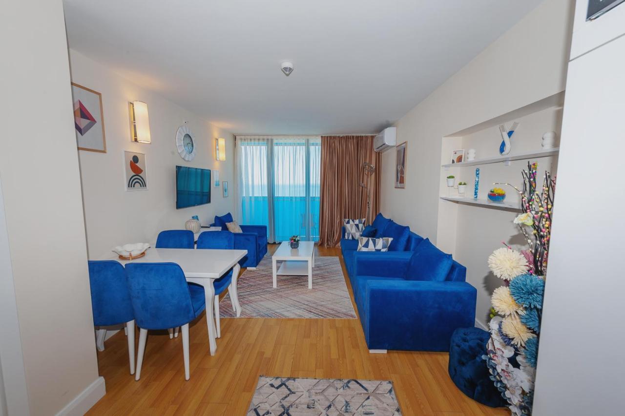 Aparthotel ~ Orbi City ~ 바투미 외부 사진