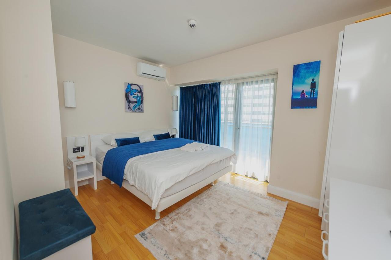Aparthotel ~ Orbi City ~ 바투미 외부 사진